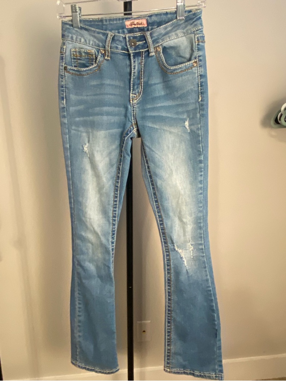 True Luck Light Wash Boot Flare Leg Thick Stitch Embroidered Jeans Size 5/6